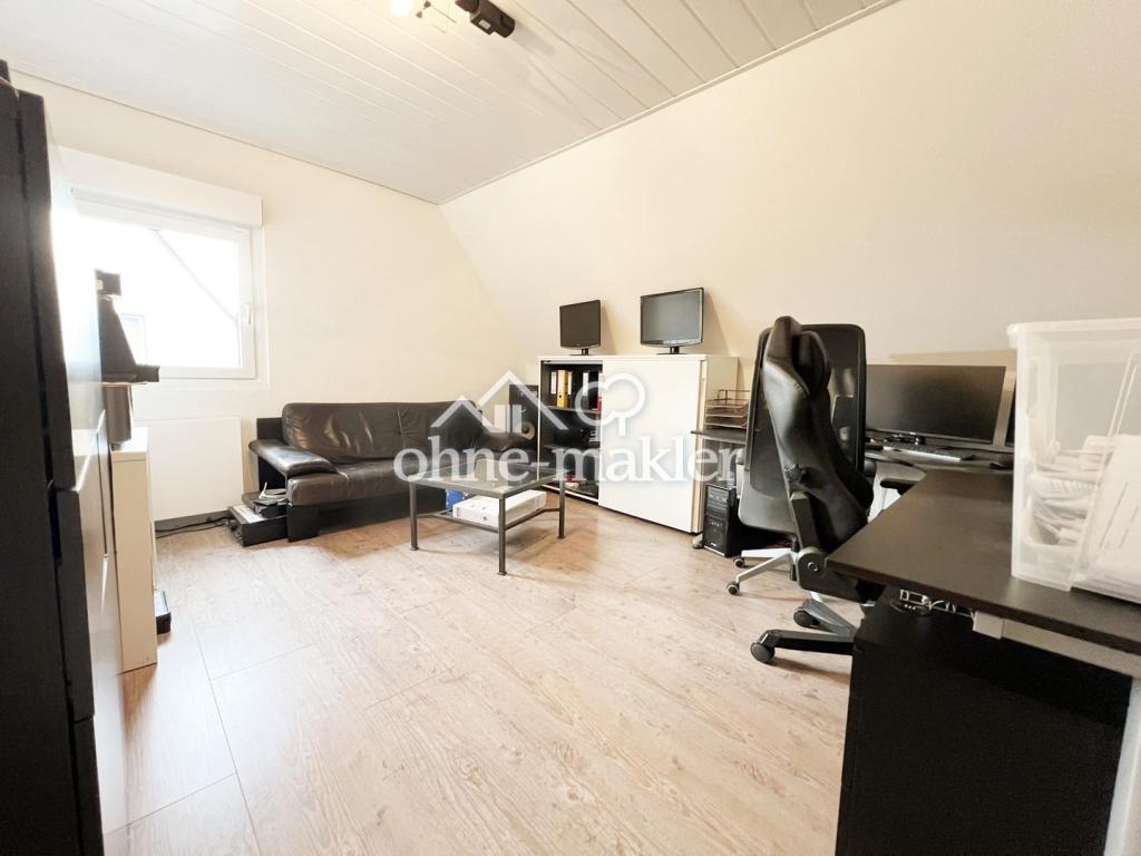 Kinderzimmer 2 / Büro