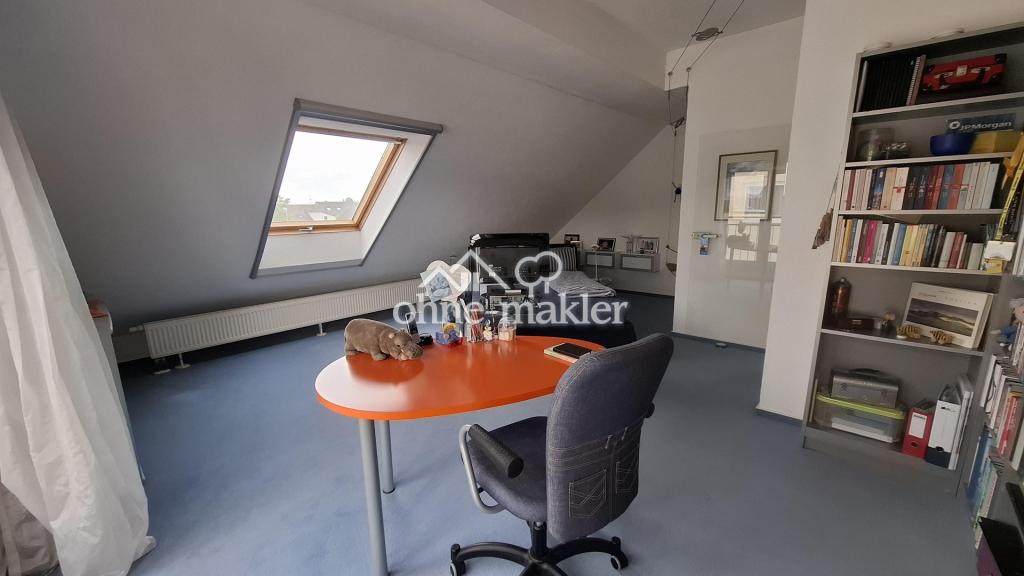 Studio Dachgeschoss