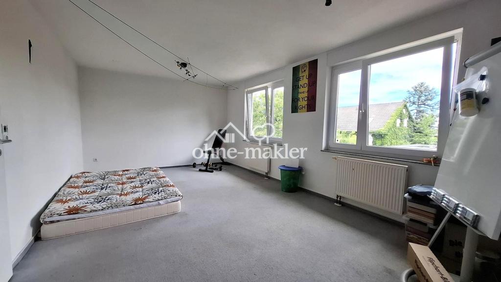 Teilbares Zimmer 1. OG
