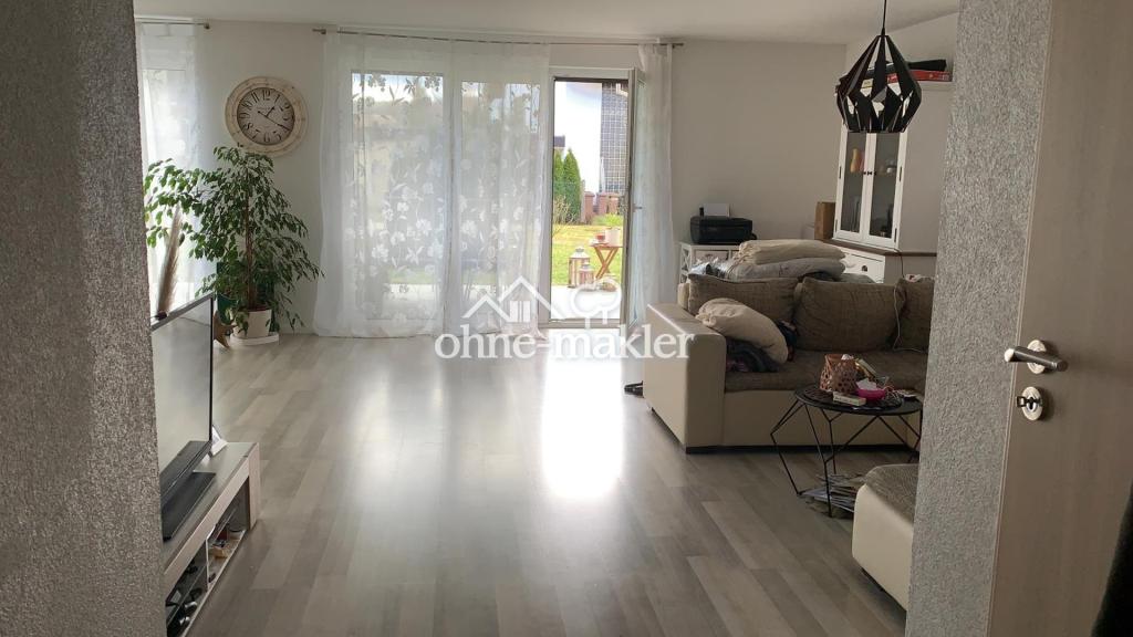 Exklusive 2,5-Zimmer Wohnung mit Terrasse in Hilzingen / KfW70 - Photo 1