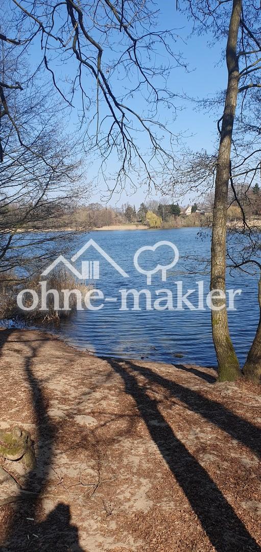 Grundstücksgrenze zum See