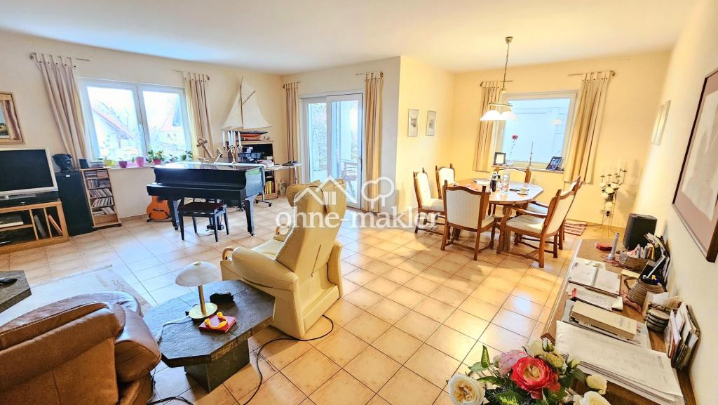 Wohn- und Esszimmer