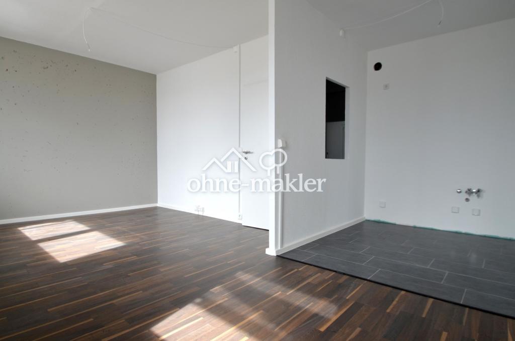 Wohnzimmer mit Küchennische