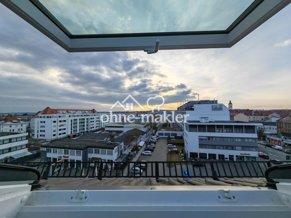 Blick aus dem Dachfenster