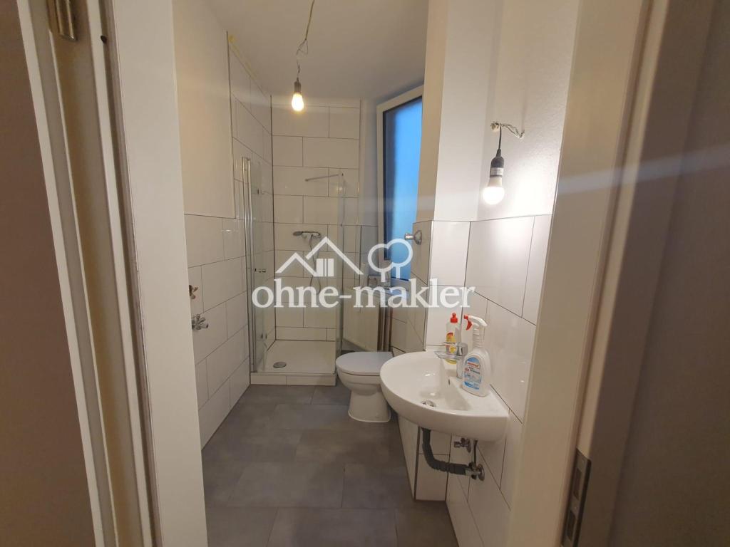 Frisch renovierte 1-Zimmer-Wohnung mit großer Küche in Essen - Photo 3
