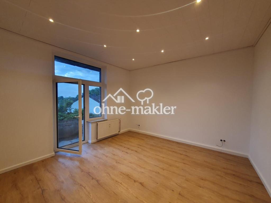 Frisch renovierte 1-Zimmer-Wohnung mit großer Küche in Essen - Photo 1