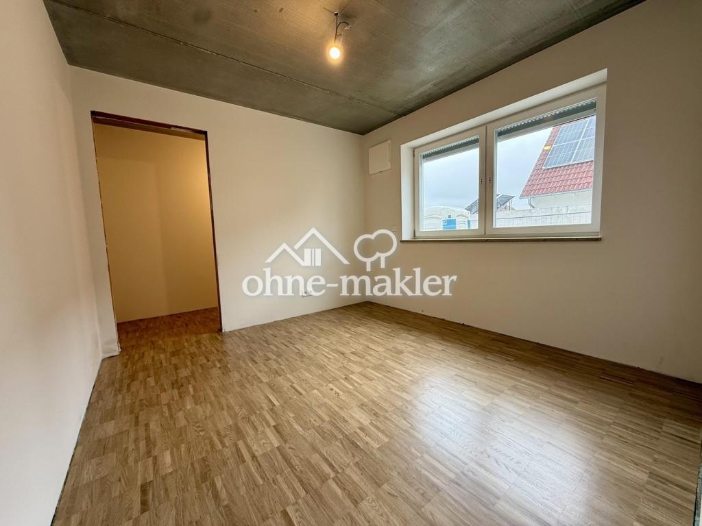 Schlafzimmer mit Ankleide