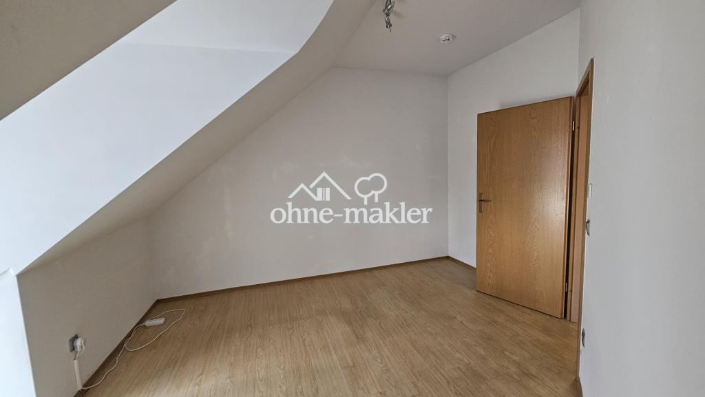 Kind/Büro/Gast