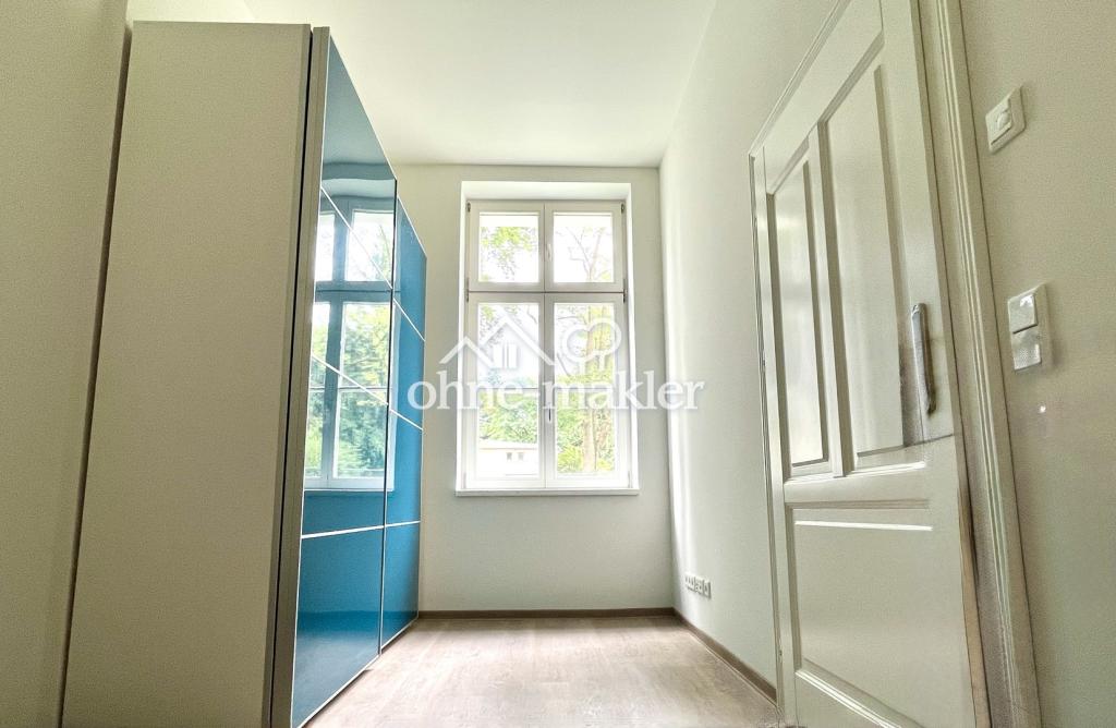 smarte Singlewohng. mit neuwertiger EBK, bezugsfertig,direkt an der Landeskrone, PP sep. verfügbar - Photo 3