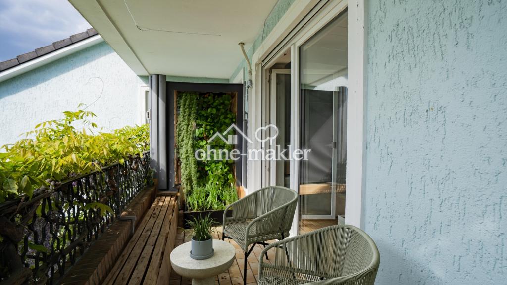Balkon 1.OG links