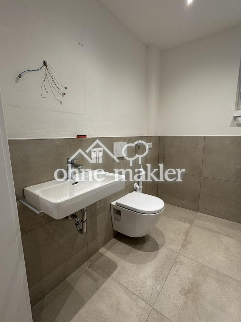 Sonnige 4-Zimmer Wohnung // Garten, EBK und hohen Decken // Neubau in Langenbach - Foto 5