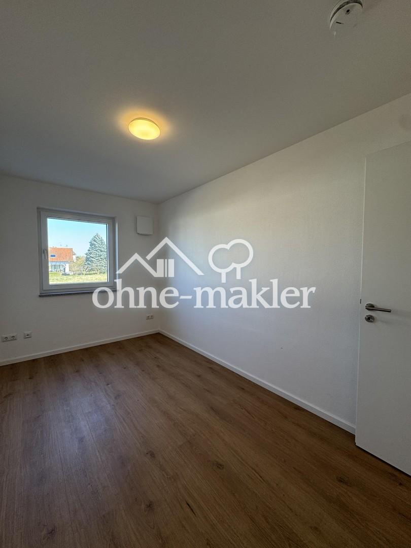 Sonnige 4-Zimmer Wohnung // Garten, EBK und hohen Decken // Neubau in Langenbach - Foto 2