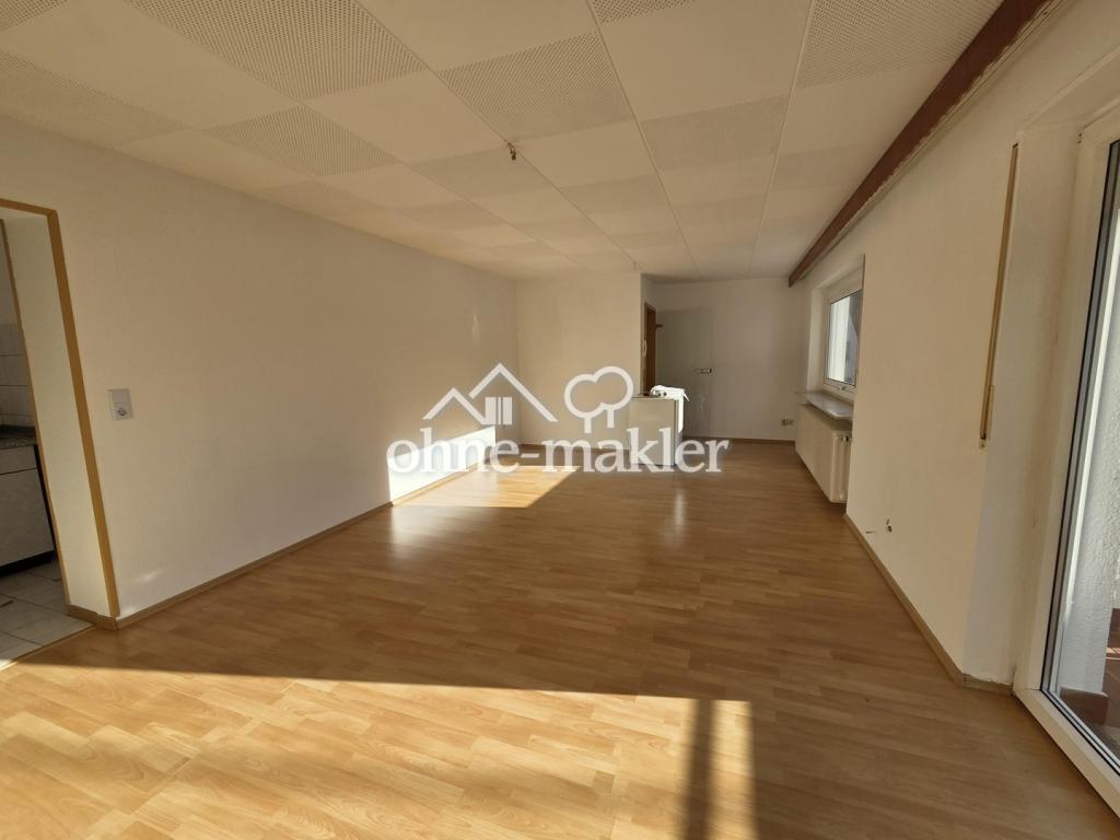 Wohnzimmer Richtung Eingang