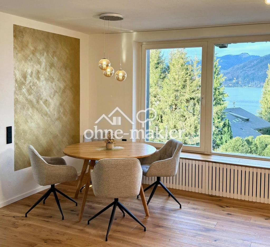 Essbereich am Panoramafenster