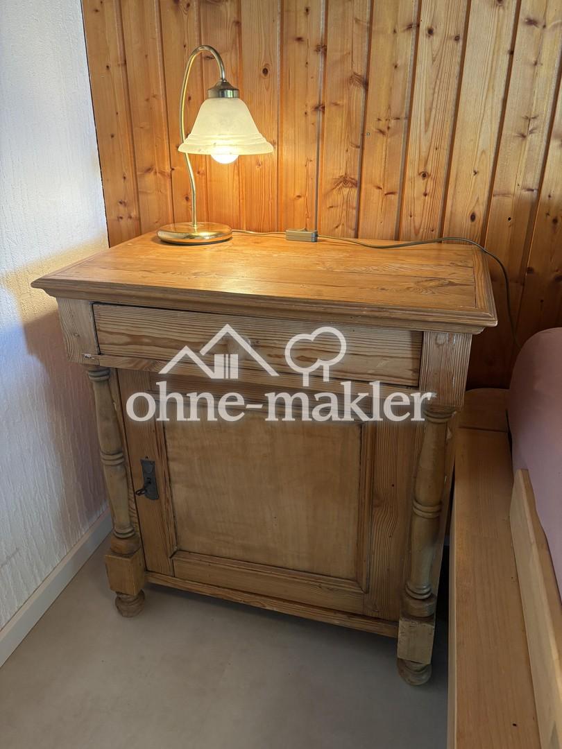 Schlafzimmer Nachtkommode