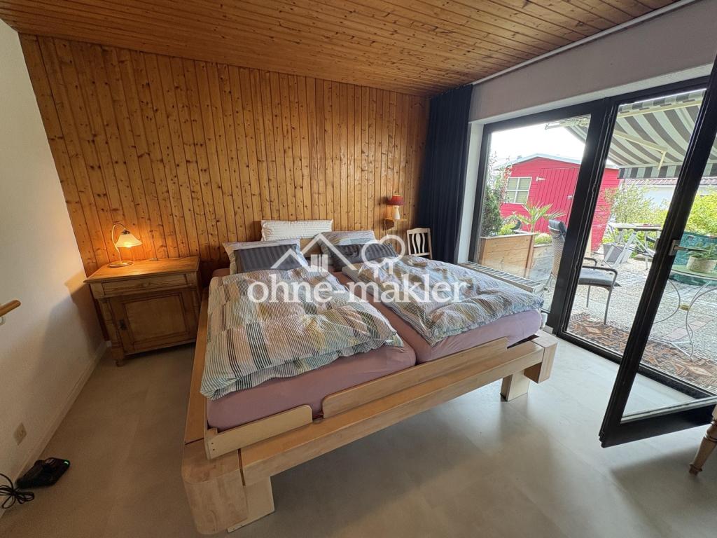 Schlafzimmer und Terasse