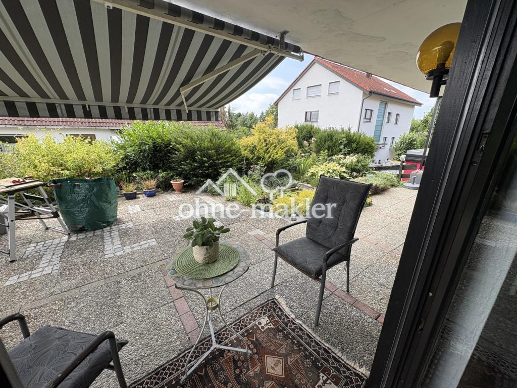 Terasse mit Sonnenschutz