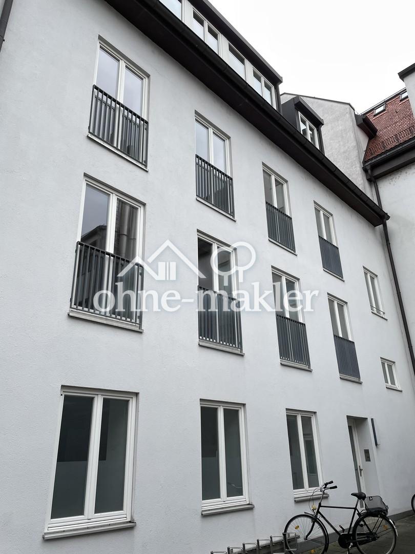 Zugang über Innenhof