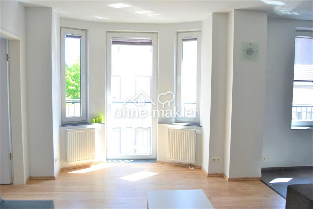 Gut geschnittene voll möblierte 2- Zimmerwohnung - Photo 3