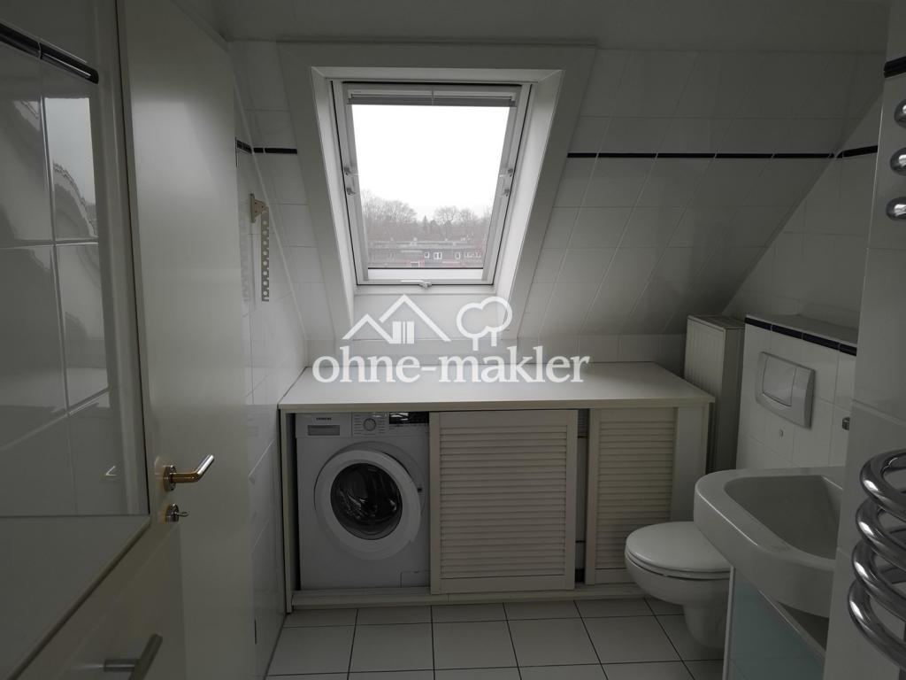 Vollbad im Dachgeschoss