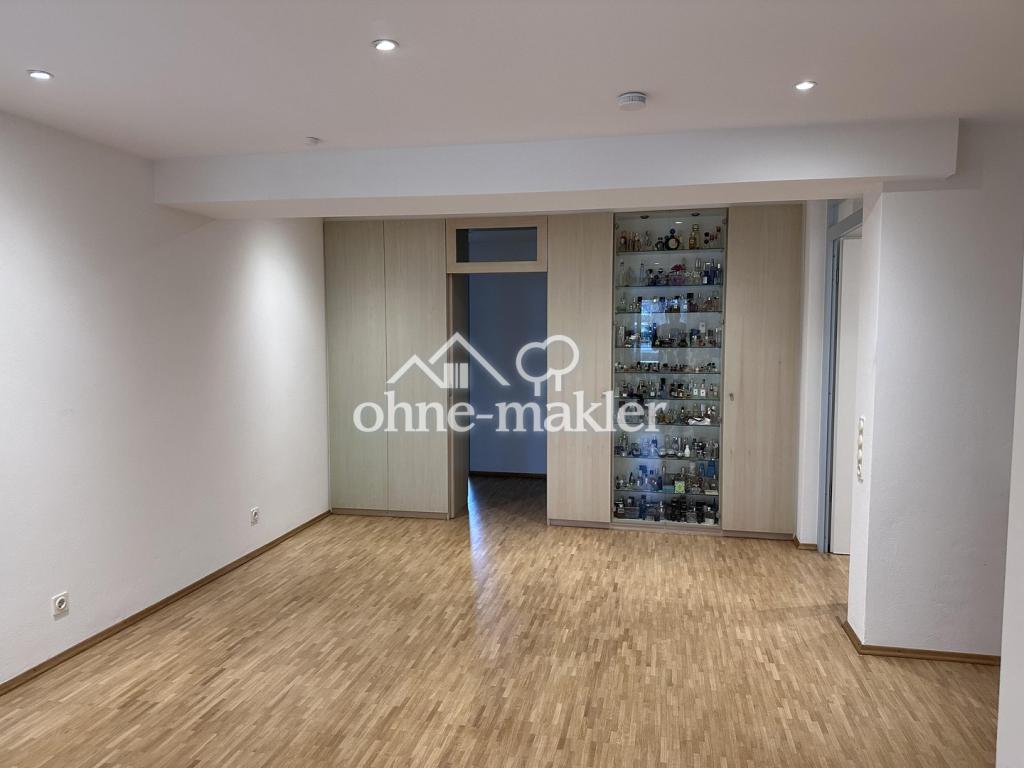 Großzügige 5-Zimmer-Wohnung mit zwei Balkonen in ruhiger Lage von München-Solln - Foto 1
