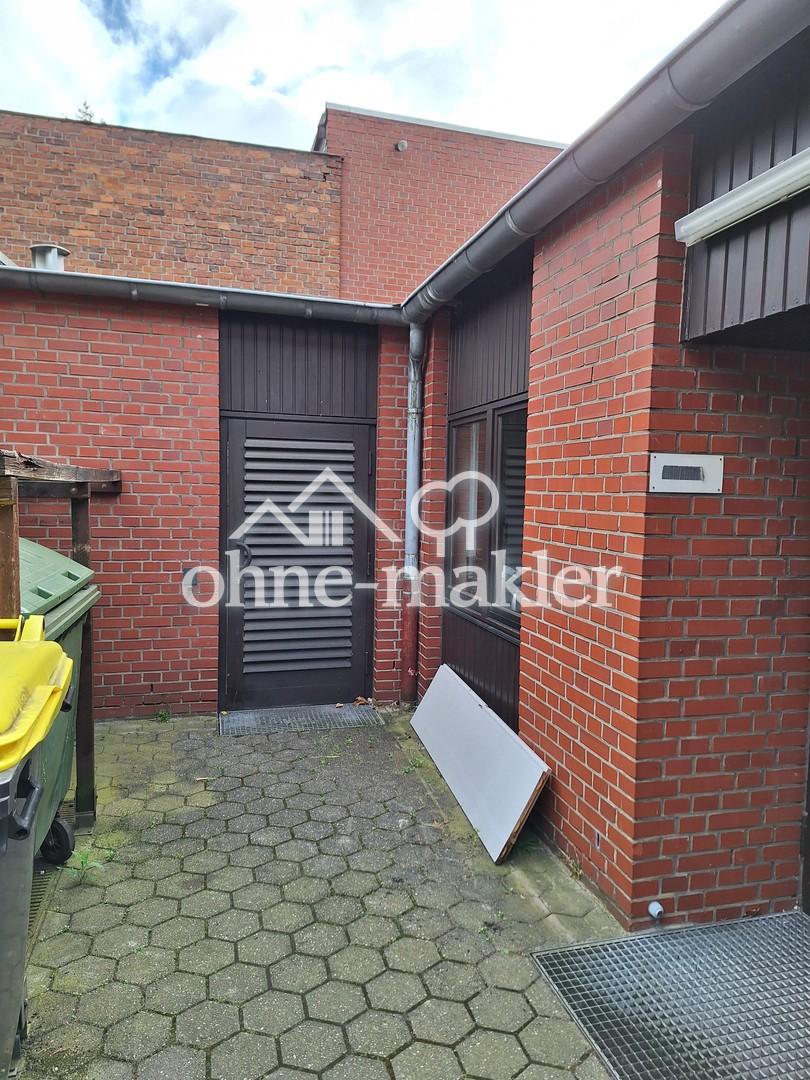 weiterer Eingang vom Hof