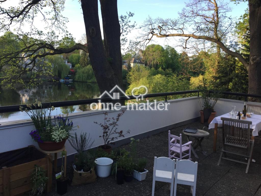 Terrace Life at the lake