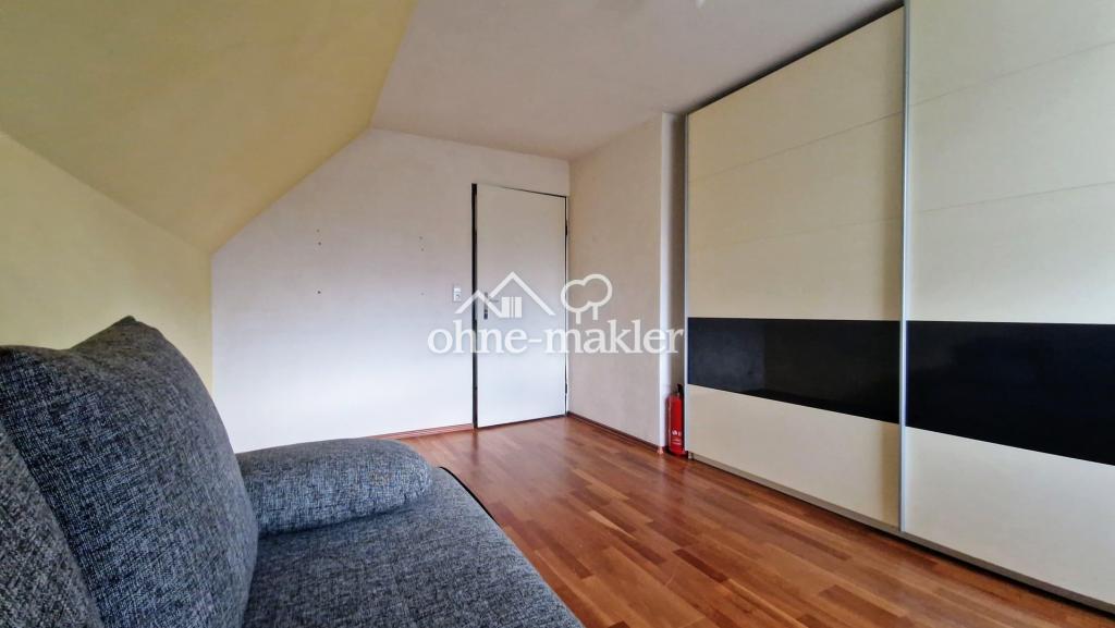 Büro/Schlafzimmer