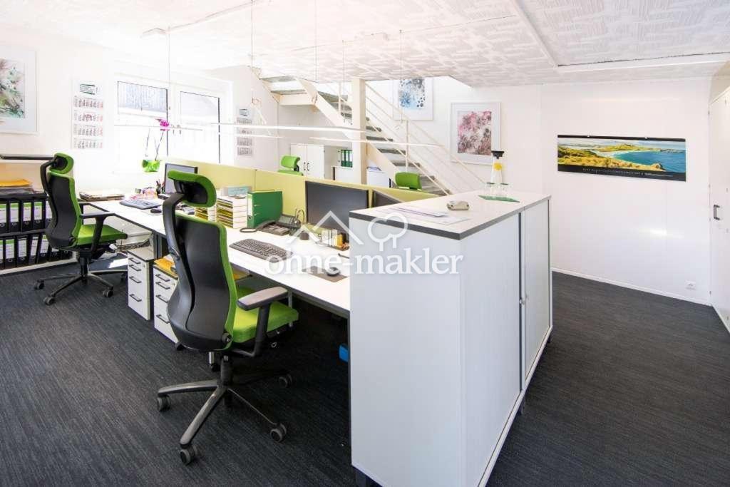 Büro-ehem.Einrichtung