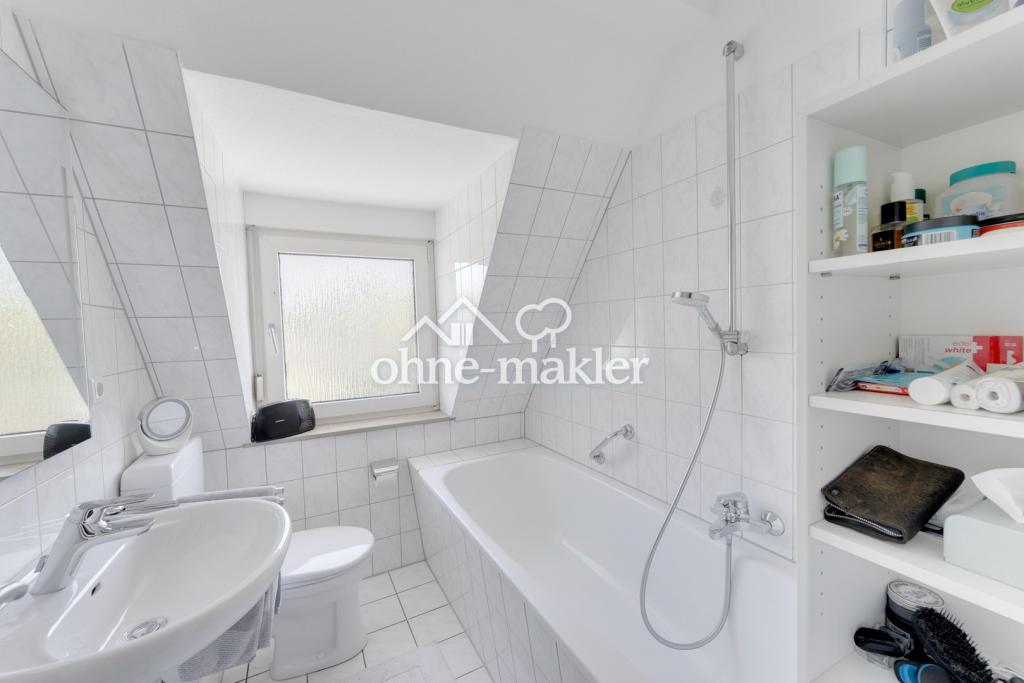 Badezimmer im OG