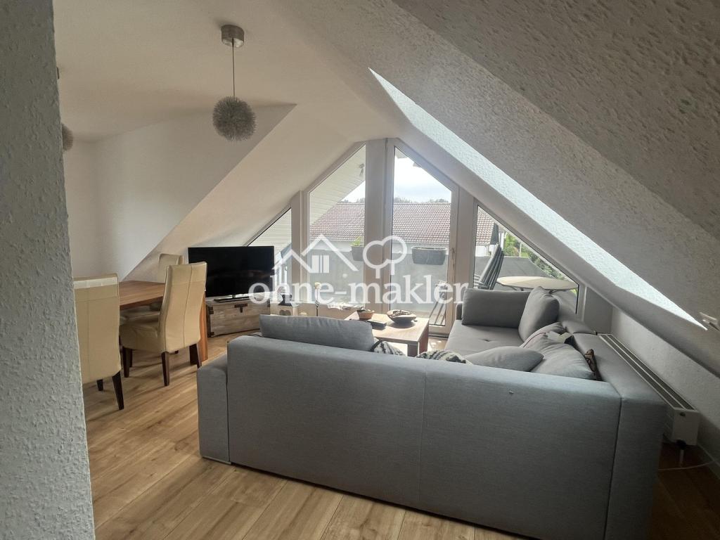 Großzügige Dachgeschosswohnung in guter Lage - Photo 1