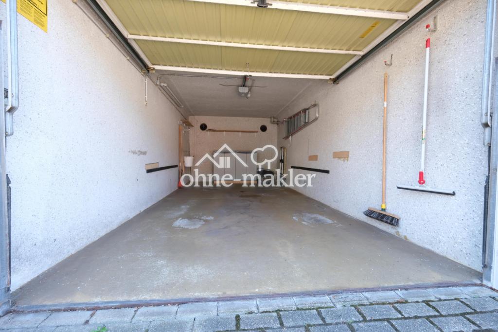 Einzelgarage mit Torantrieb