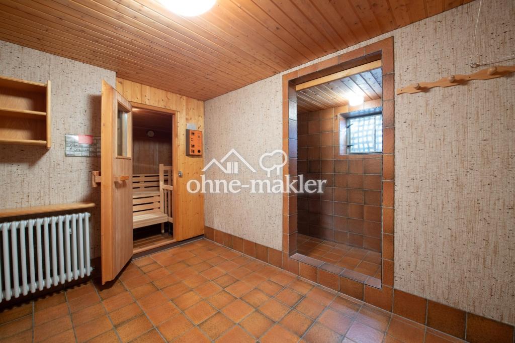 Sauna und Dusche