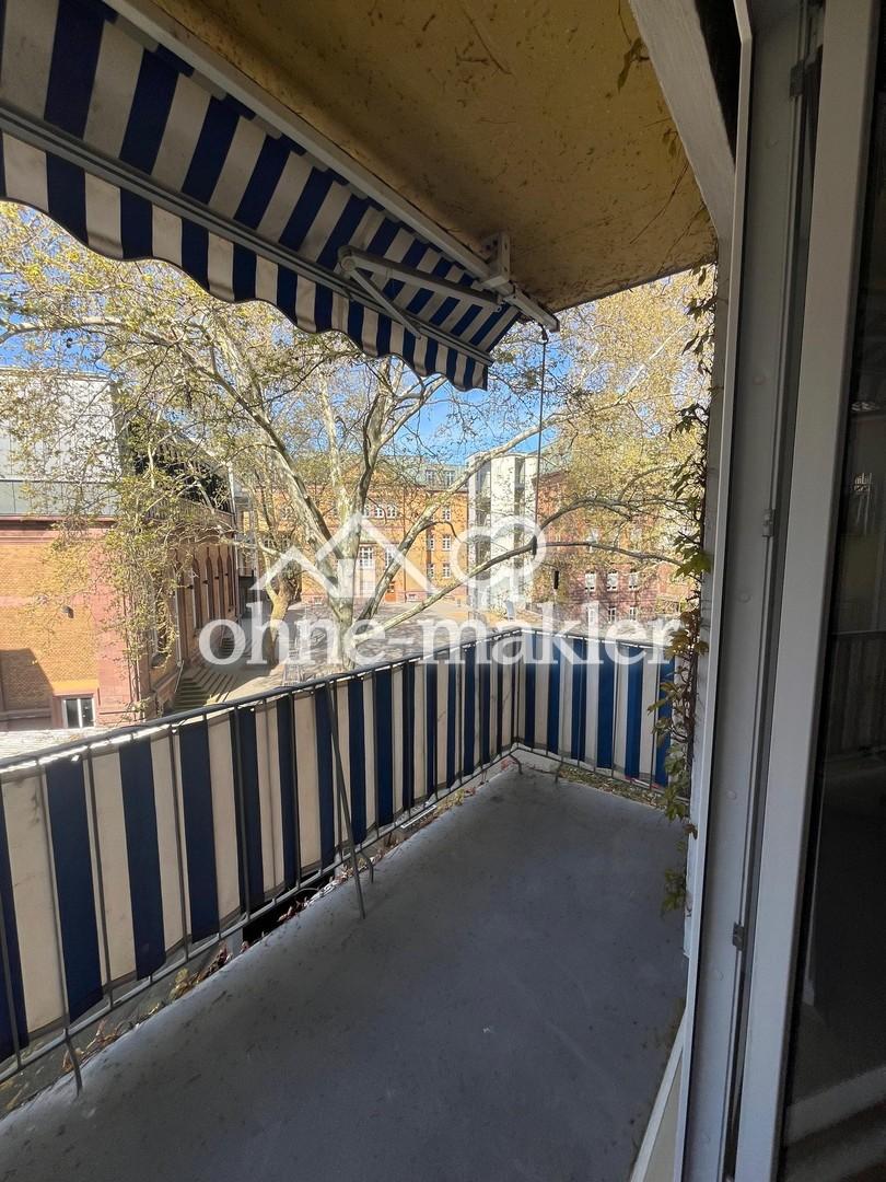 Beste Lage! - sanierte Einzimmerwohnung mit großem Balkon - Foto 4