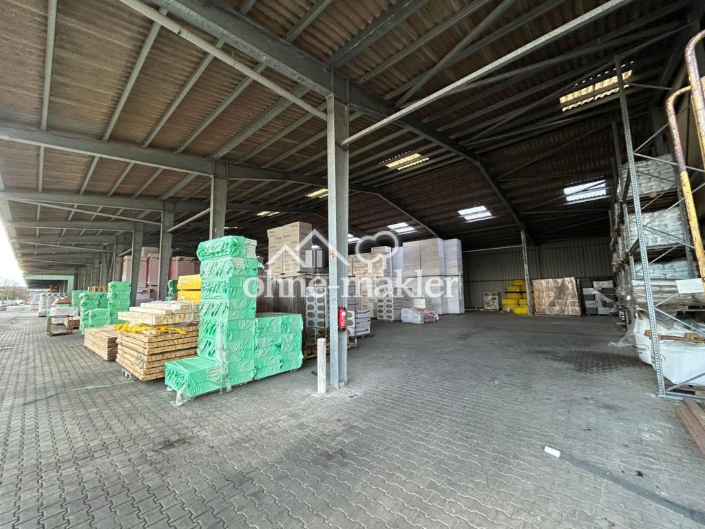 offene Lagerhalle