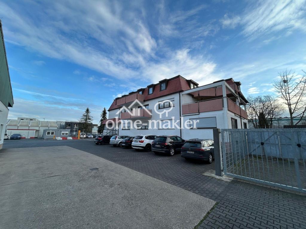 Büro- und Wohngebäude