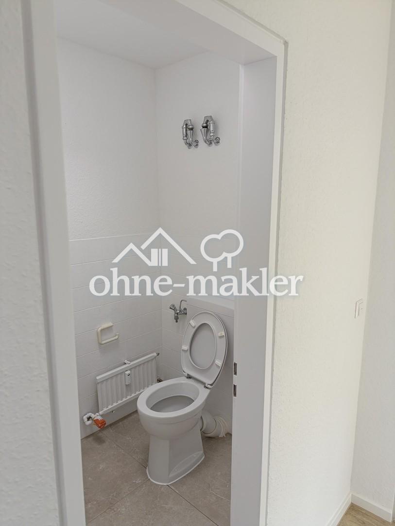 Separate Toilette