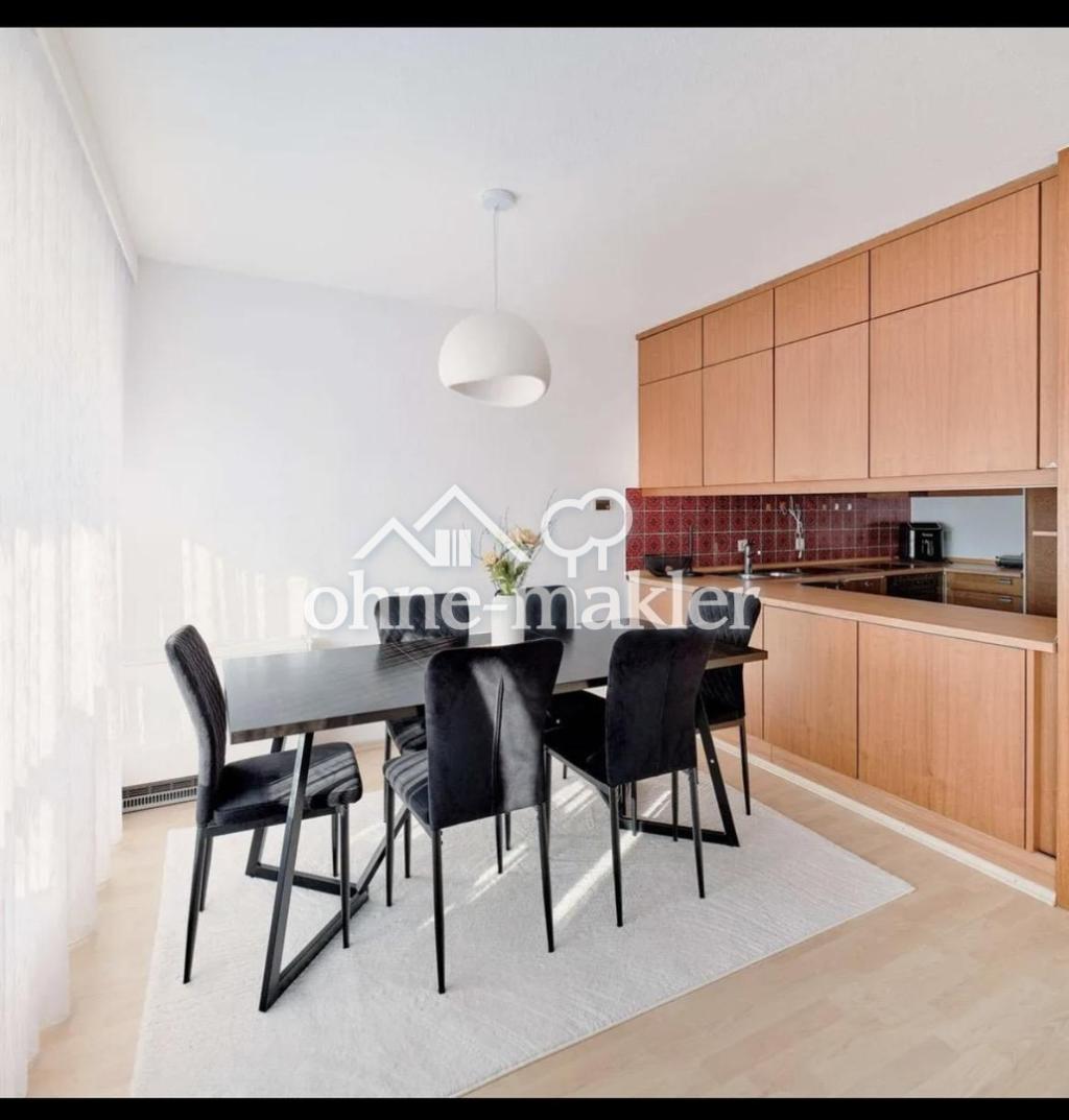 Sonnige 2,5-Zimmerwohnung mit Westbalkon & TG-Stellplatz - Photo 3