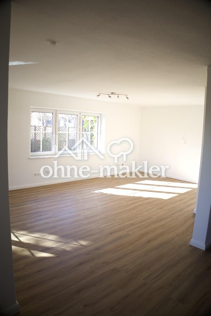 Wohnzimmer (vom Essbereich)