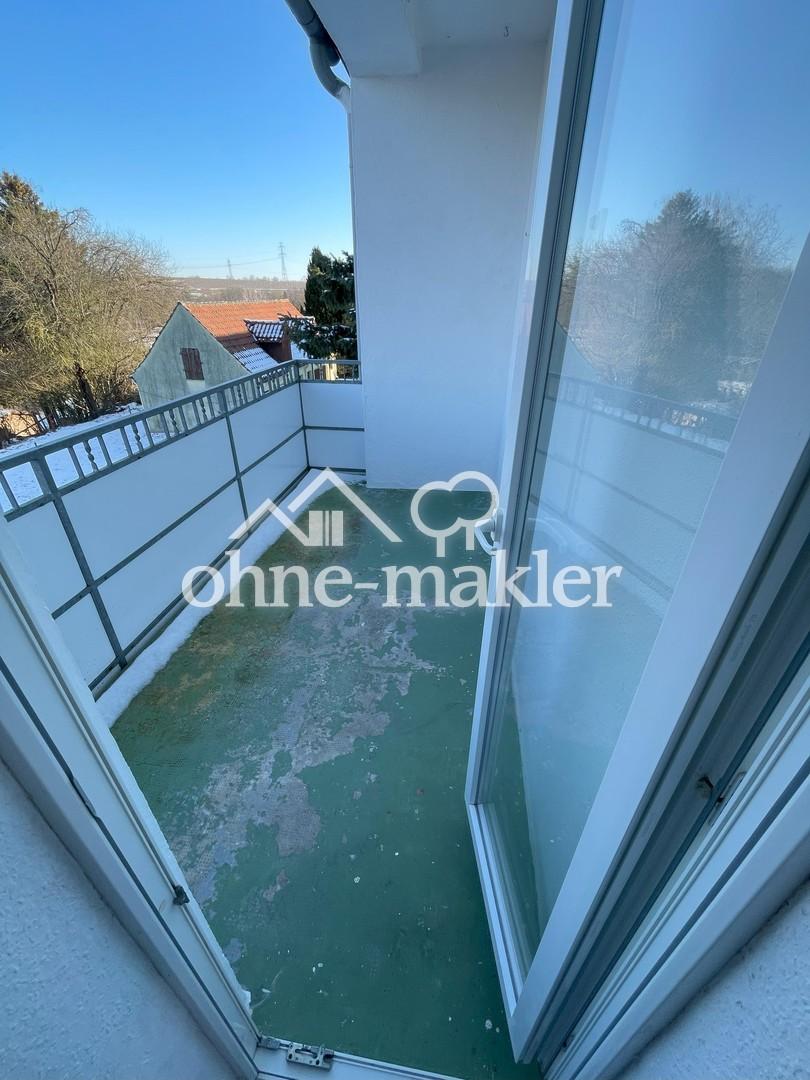 1. OG: Balkon
