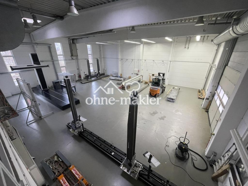 Große Produktionshalle