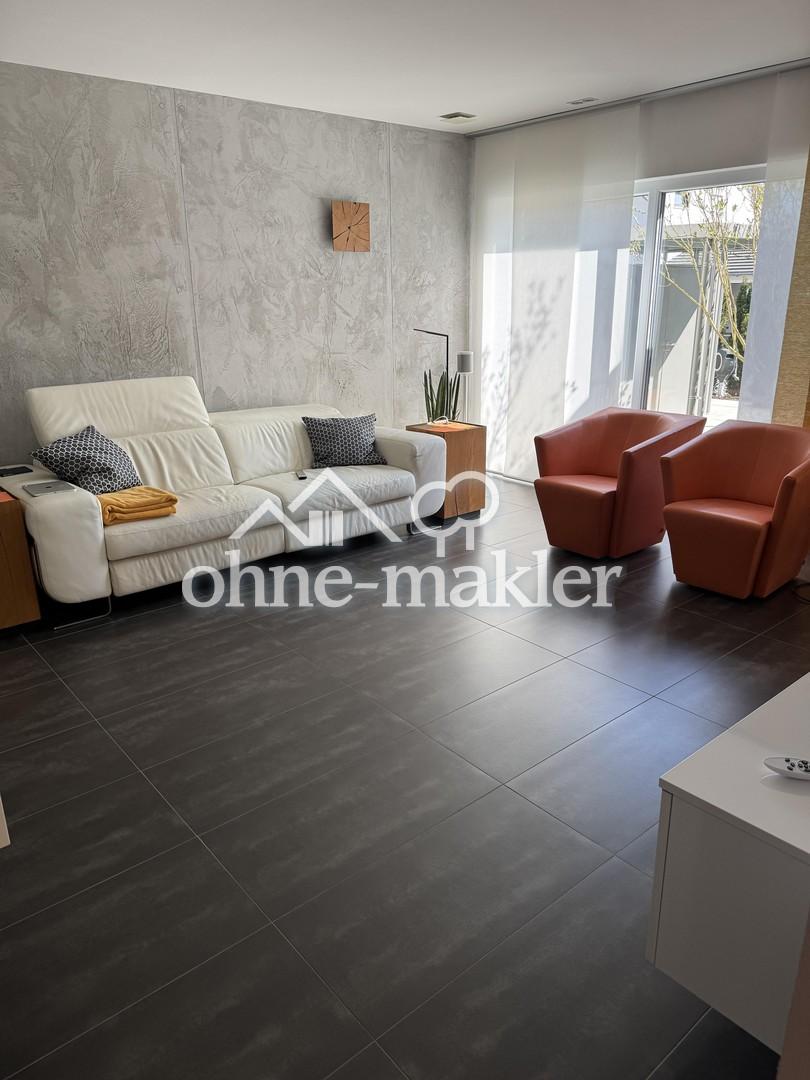 Wohnzimmer mit Platz