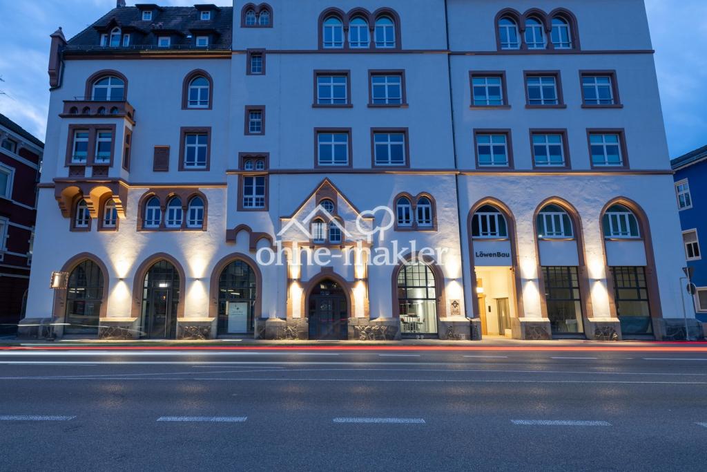 Ansicht Fassade Dämmerung