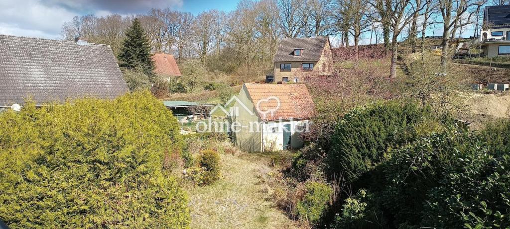 Garten mit Gartenhaus