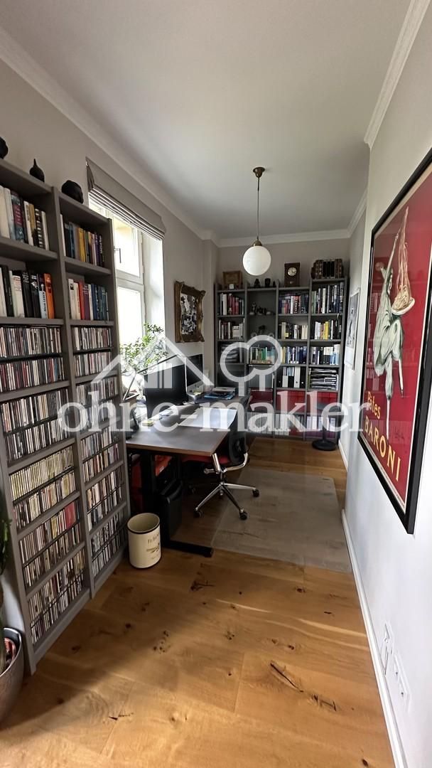 Arbeitszimmer