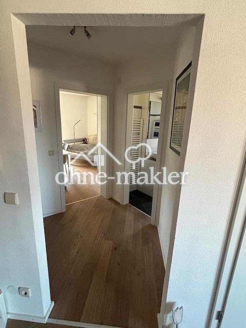 Blick Schlafbereich/Badezimmer