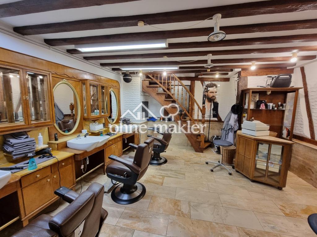 3) Herrensalon