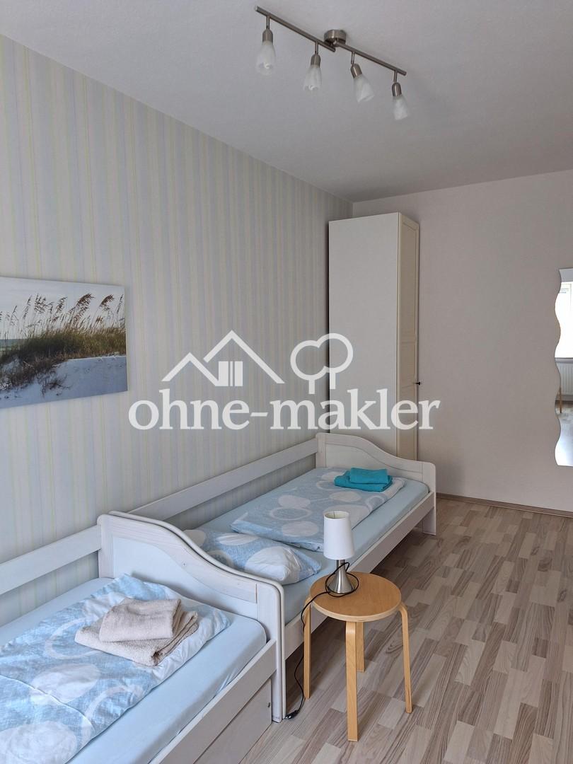 Kinderzimmer vom Fenster aus