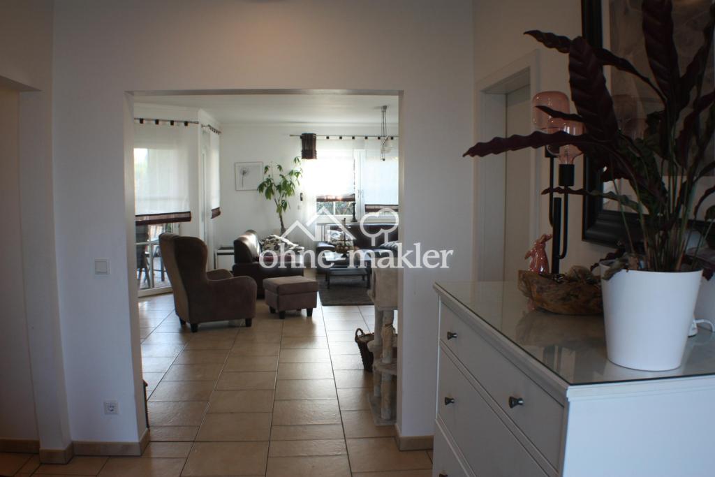 Blick ins Wohnzimmer