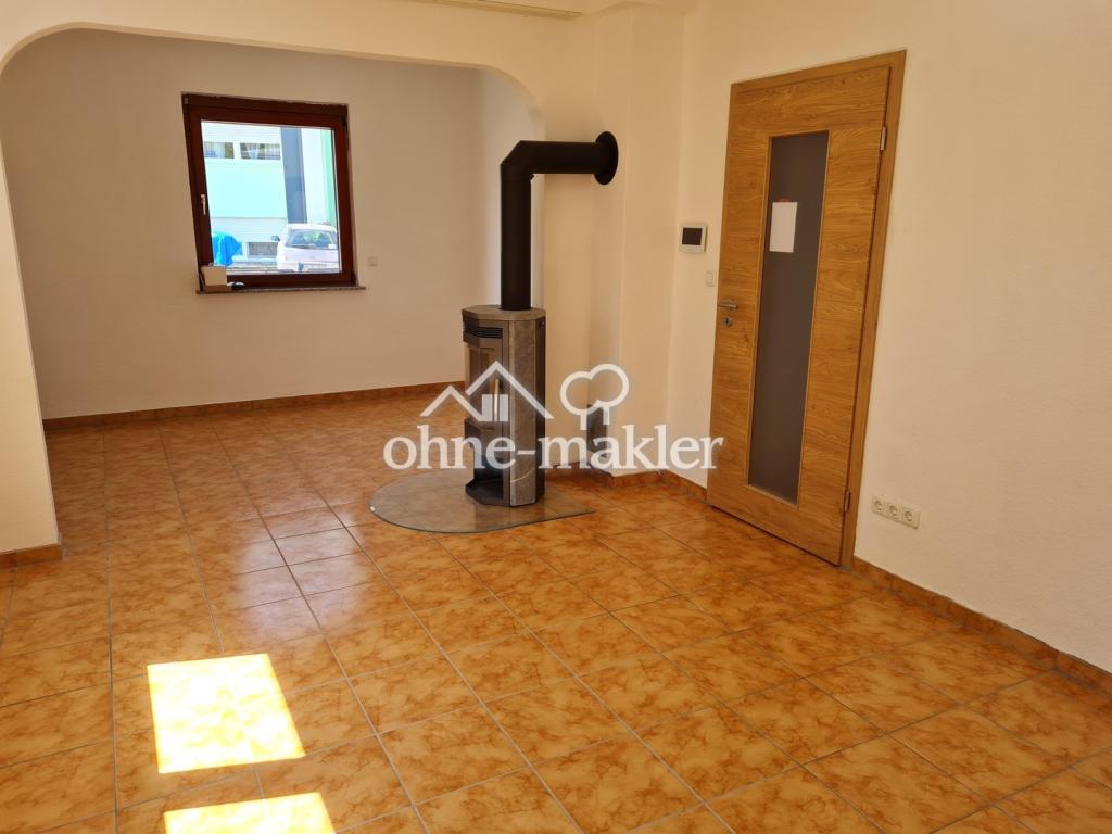 Traumhaftes 1 Familien Haus freistehend mit großem Garten in Gelnhausen - Photo 1